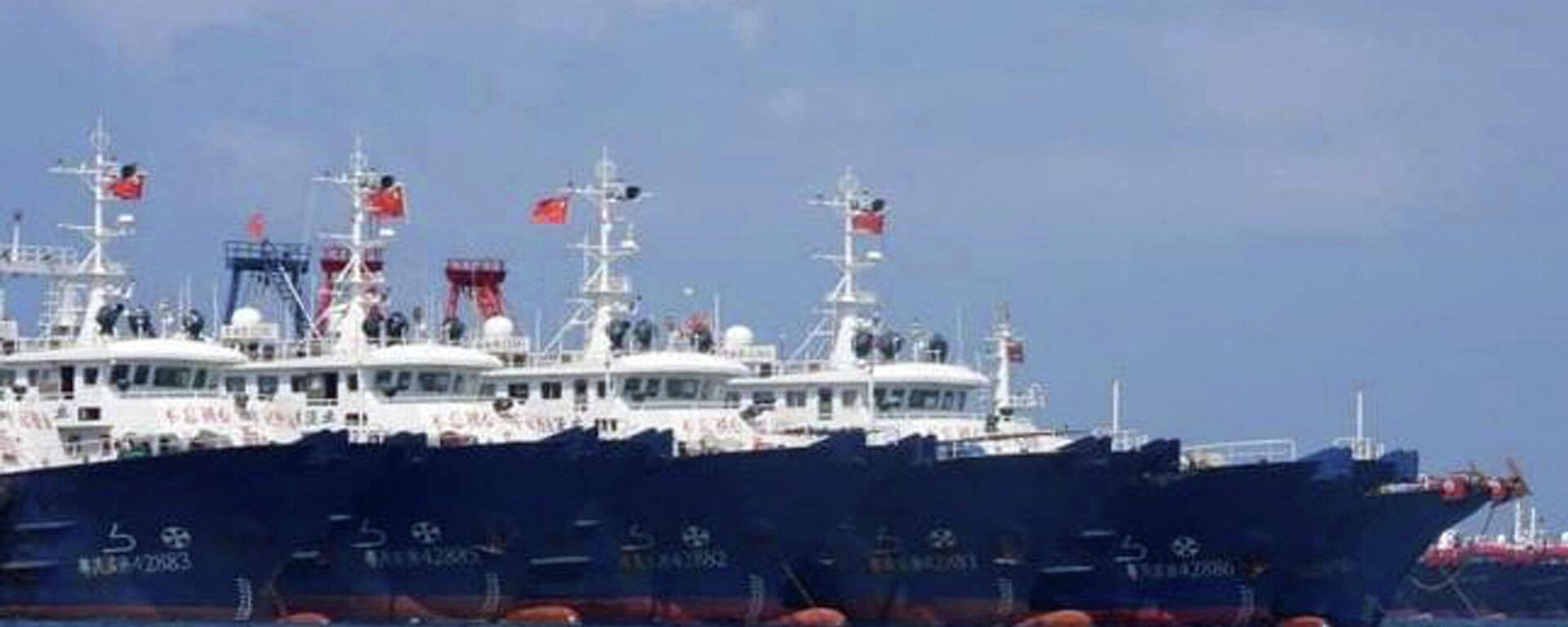 Buques de la milicia marítima china cerca del arrecife Whitsun Buques de la milicia marítima china cerca del arrecife Whitsun - Sputnik Mundo, 1920, 23.03.2021