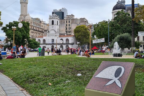 La Mesa de Encuentro Memoria, Verdad y Justicia realizó un evento especial en la Plaza de Mayo - Sputnik Mundo