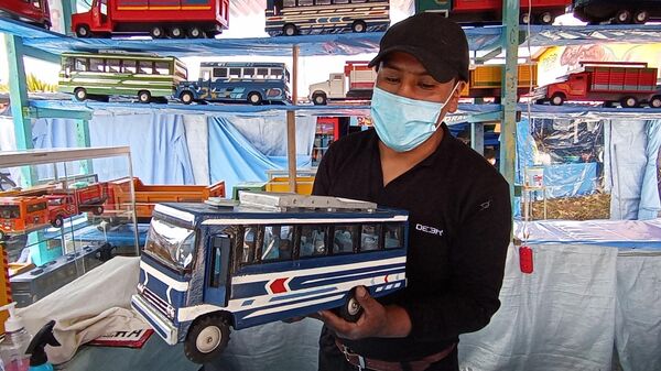 El artesano Hernán Patty en la Feria de Alasitas, La Paz - Sputnik Mundo