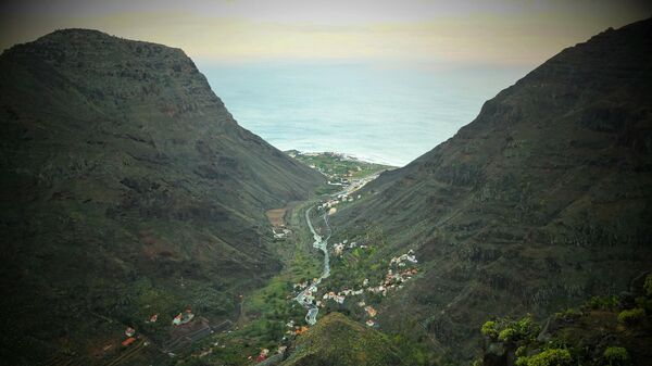 Panorámica del Valle del Rey, en la isla canaria de La Gomera - Sputnik Mundo