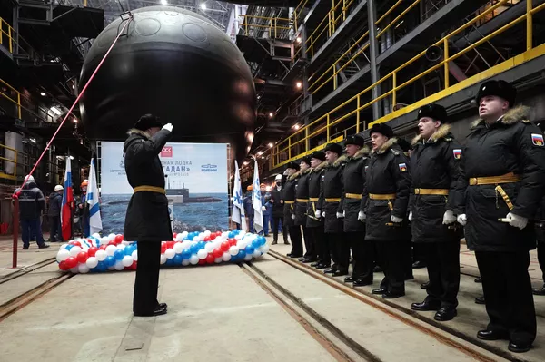 Botadura del submarino ruso Magadan Botadura del submarino ruso Magadan - Sputnik Mundo