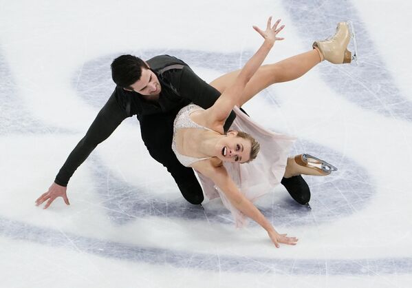 El segundo lugar de esta categoría fue para los estadounidenses Madison Hubbell y Zachary Donohue. - Sputnik Mundo