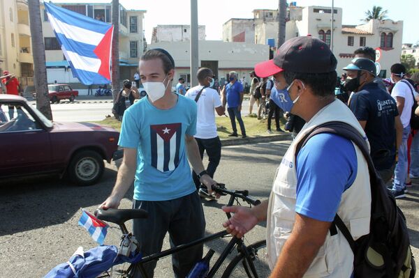 Manifestación contra el bloqueo de EEUU a Cuba en La Habana - Sputnik Mundo