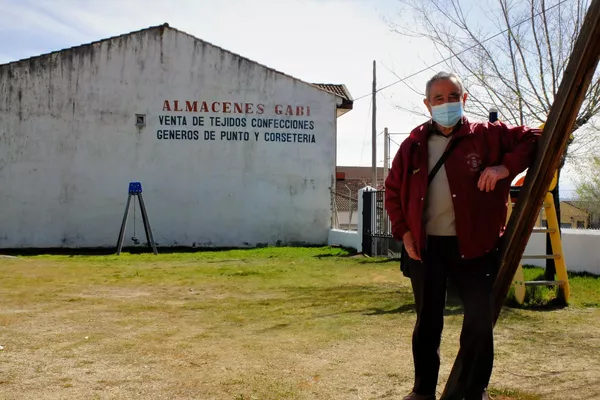 José Reviriego, alcalde de Santa María de Berrocal, donde han realojado a varias familias José Reviriego, alcalde de Santa María de Berrocal, donde han realojado a varias familias - Sputnik Mundo