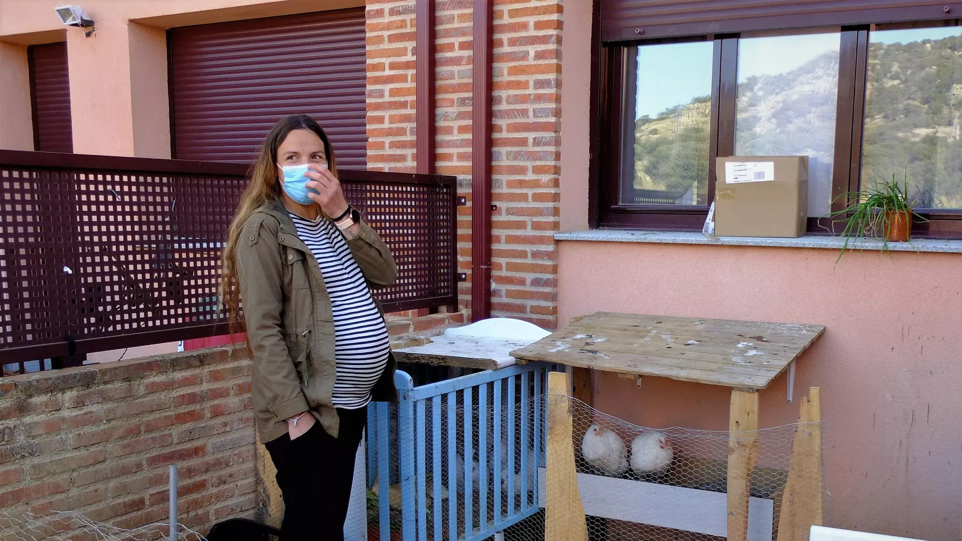 Fátima García, una de las mujeres realojadas en Santa María de Berrocal (Ávila) Fátima García, una de las mujeres realojadas en Santa María de Berrocal (Ávila) - Sputnik Mundo, 1920, 03.04.2021