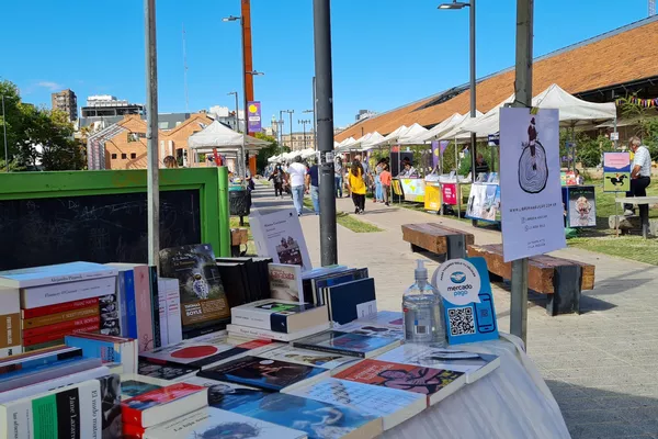 La Feria de Editoriales y Librerías de Buenos Aires, una alternativa literaria a pequeña escala La Feria de Editoriales y Librerías de Buenos Aires, una alternativa literaria a pequeña escala - Sputnik Mundo