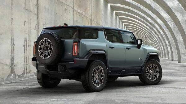 Un GMC Hummer EV SUV - Sputnik Mundo