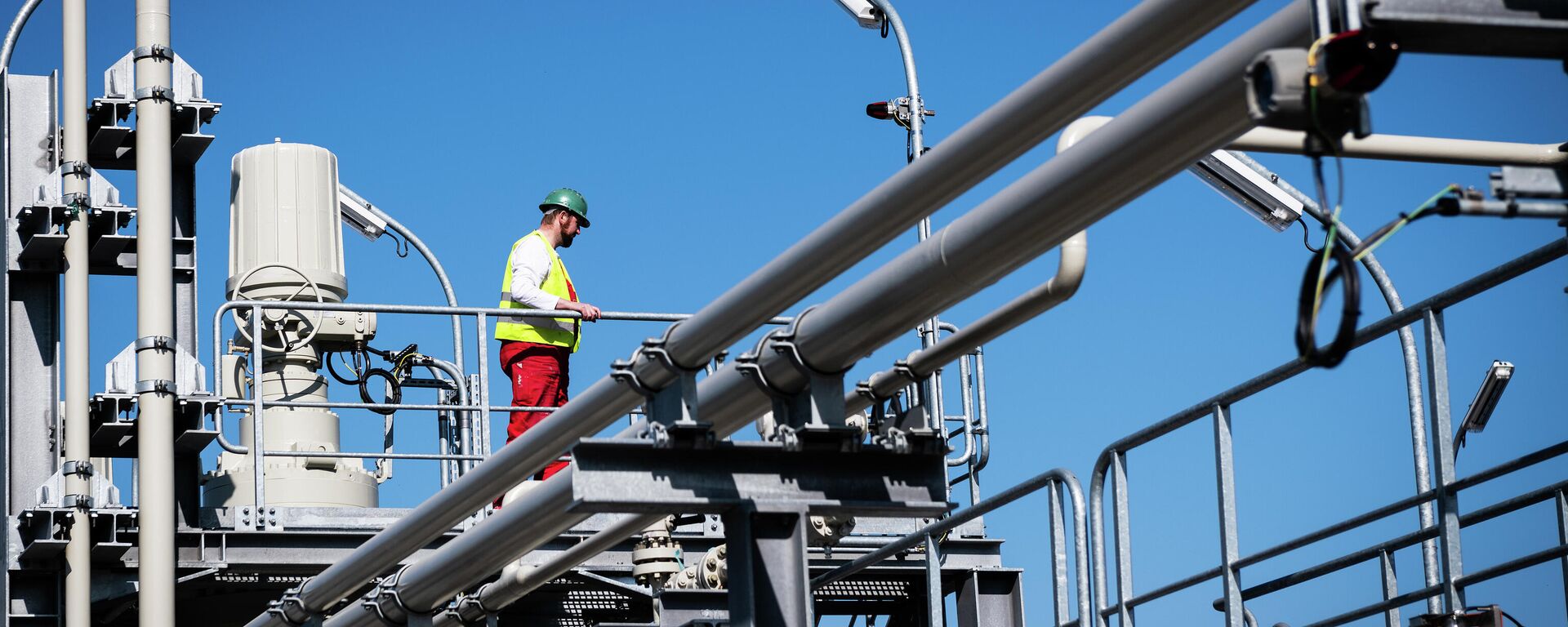 La construcción del gasoducto Nord Stream 2 en Alemania - Sputnik Mundo, 1920, 05.04.2021