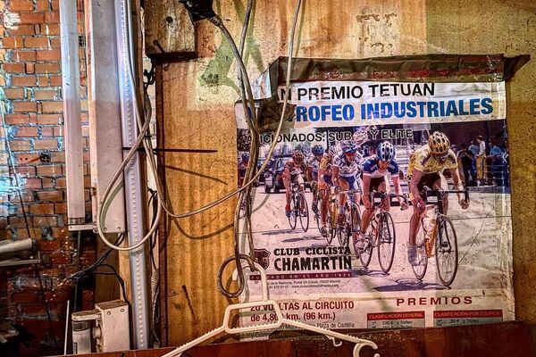 Taller de bicicletas del Perucha en Madrid - Sputnik Mundo