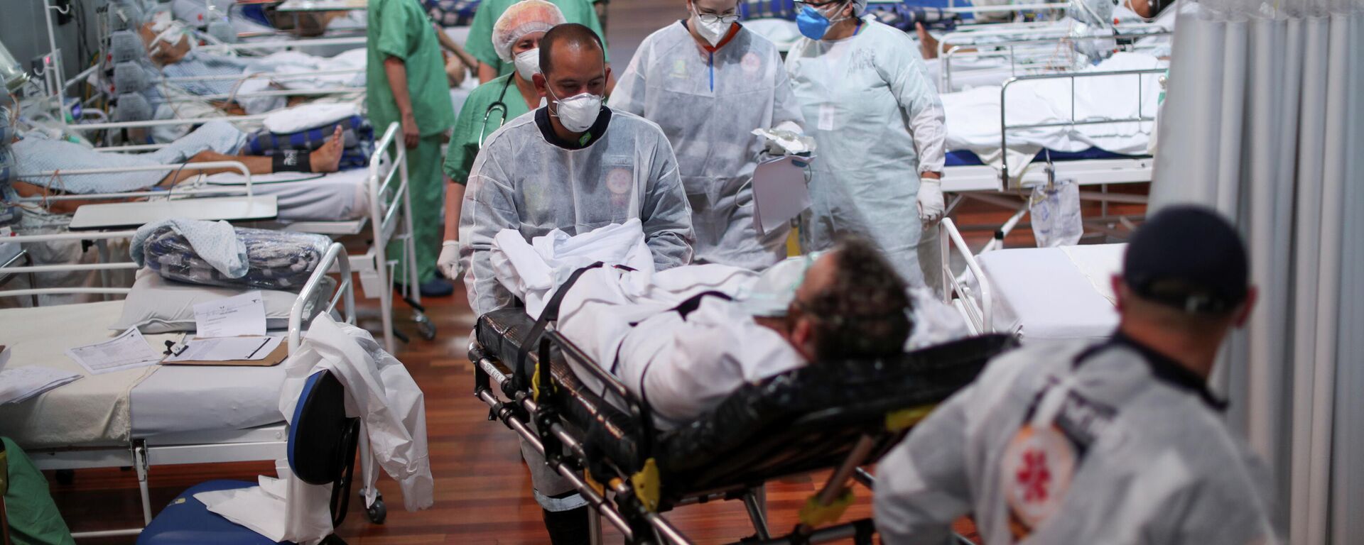 Un hospital de campaña para pacientes de COVID-19 en Santo Andre, Brasil Un hospital de campaña para pacientes de COVID-19 en Santo Andre, Brasil - Sputnik Mundo, 1920, 08.04.2021