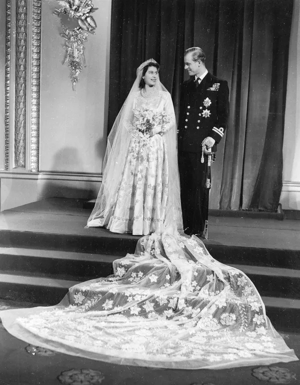 La foto oficial de la boda de la princesa Isabel y el príncipe Felipe, duque de Edimburgo, realizada el 20 de noviembre de 1947. La foto oficial de la boda de la princesa Isabel y el príncipe Felipe, duque de Edimburgo, realizada el 20 de noviembre de 1947. - Sputnik Mundo