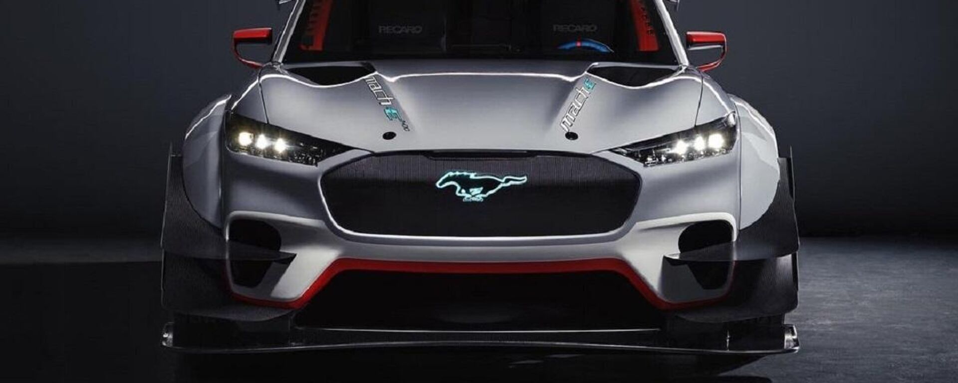 Ford Mustang Mach-E - Sputnik Mundo, 1920, 09.04.2021