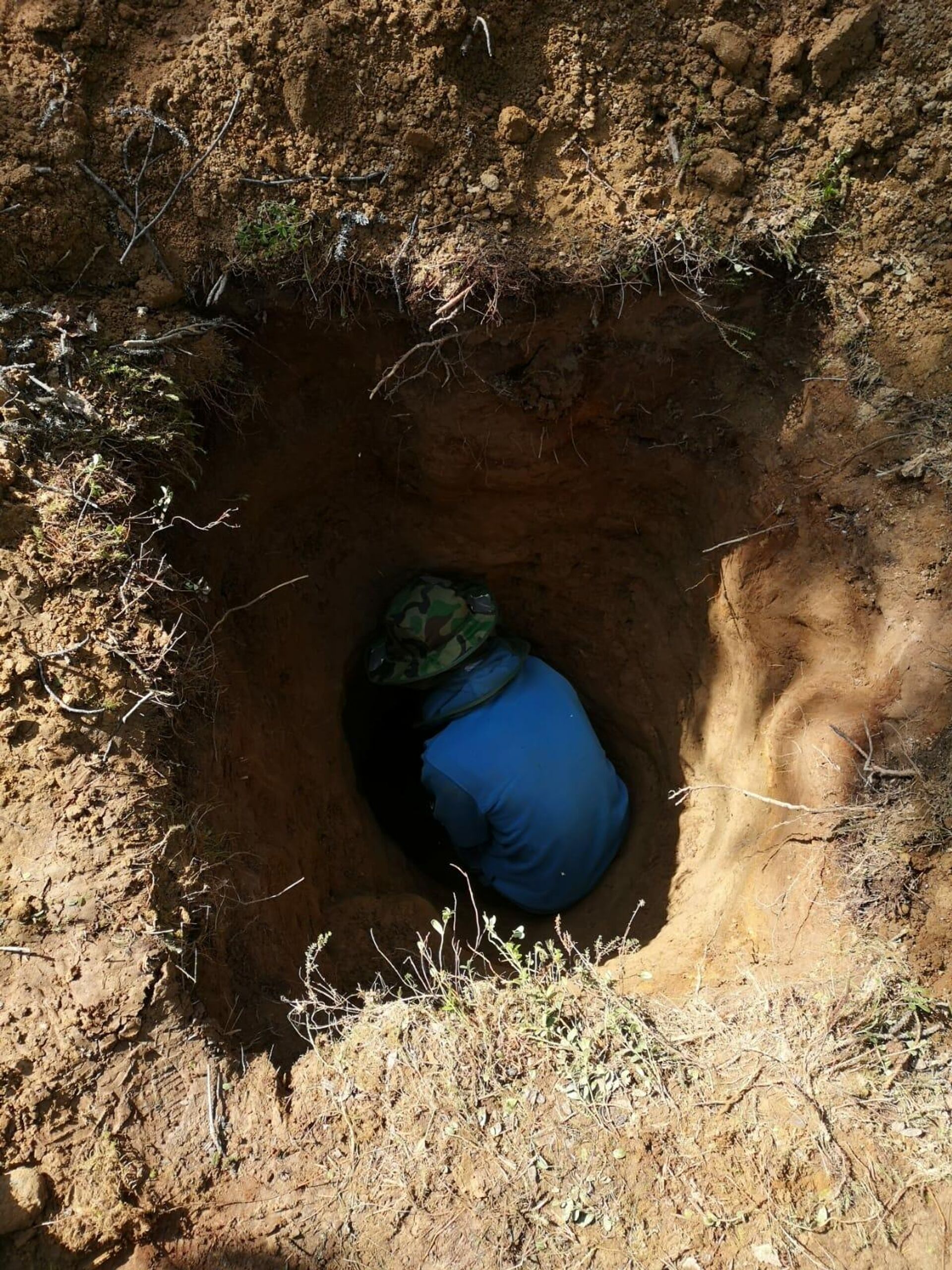 Miguel Ángel Contreras en excavación - Sputnik Mundo, 1920, 14.04.2021