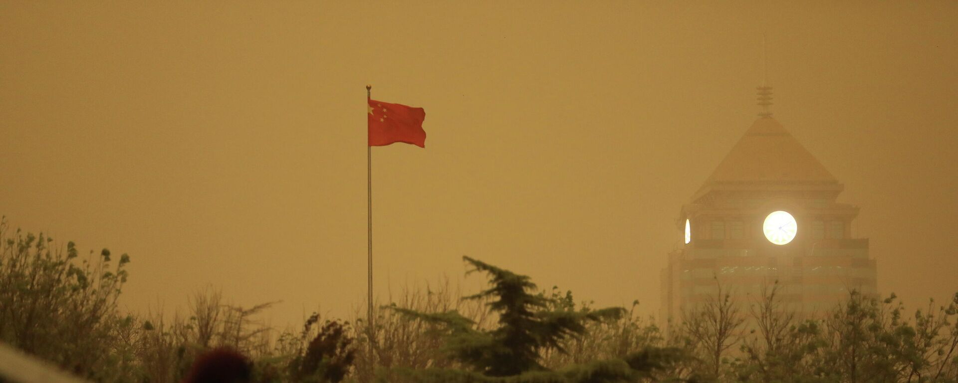 Tormenta de arena en Pekín - Sputnik Mundo, 1920, 15.04.2021