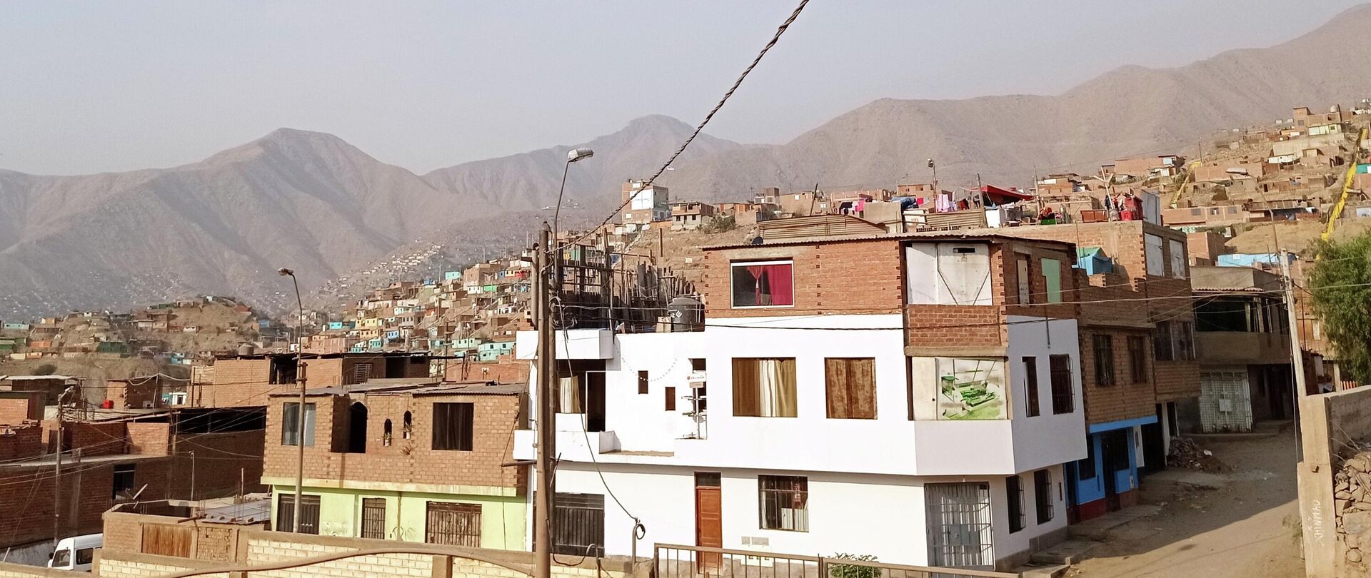 Huaycán, Perú - Sputnik Mundo, 1920, 18.04.2021