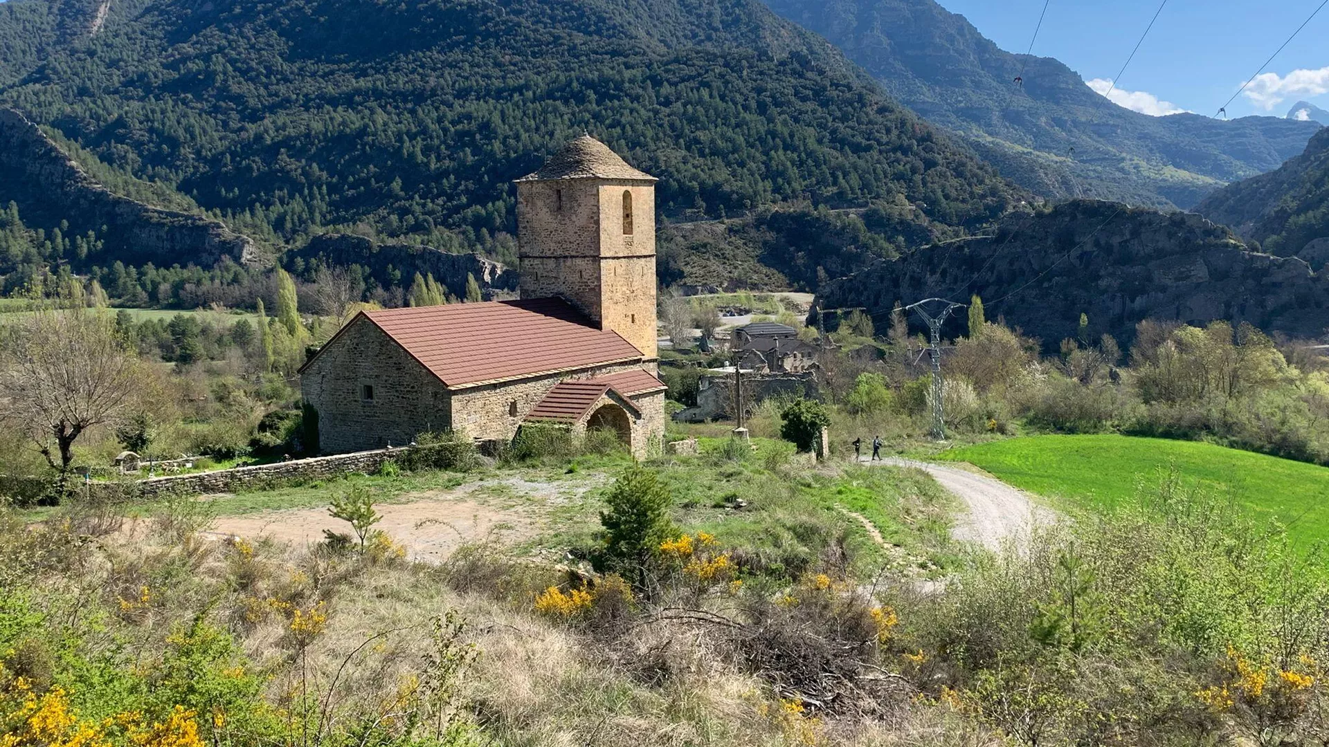 Vista de la iglesia de San Miguel de Jánovas (Huesca) Vista de la iglesia de San Miguel de Jánovas (Huesca) - Sputnik Mundo, 1920, 25.04.2021
