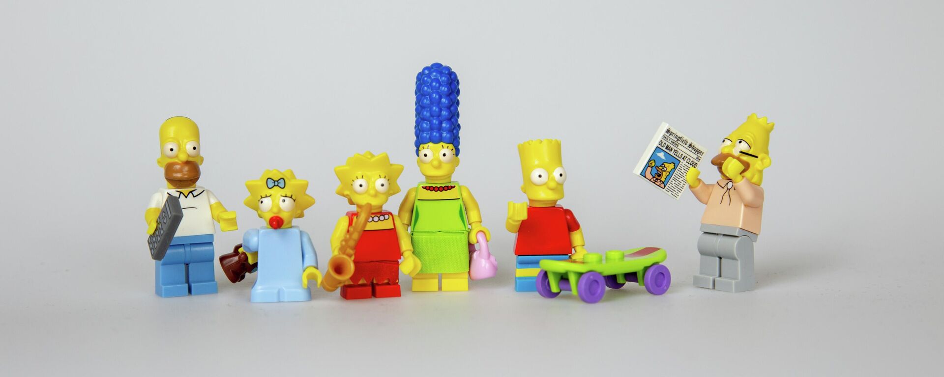 Unos muñecos de los personajes de 'Los Simpson'  - Sputnik Mundo, 1920, 24.04.2021