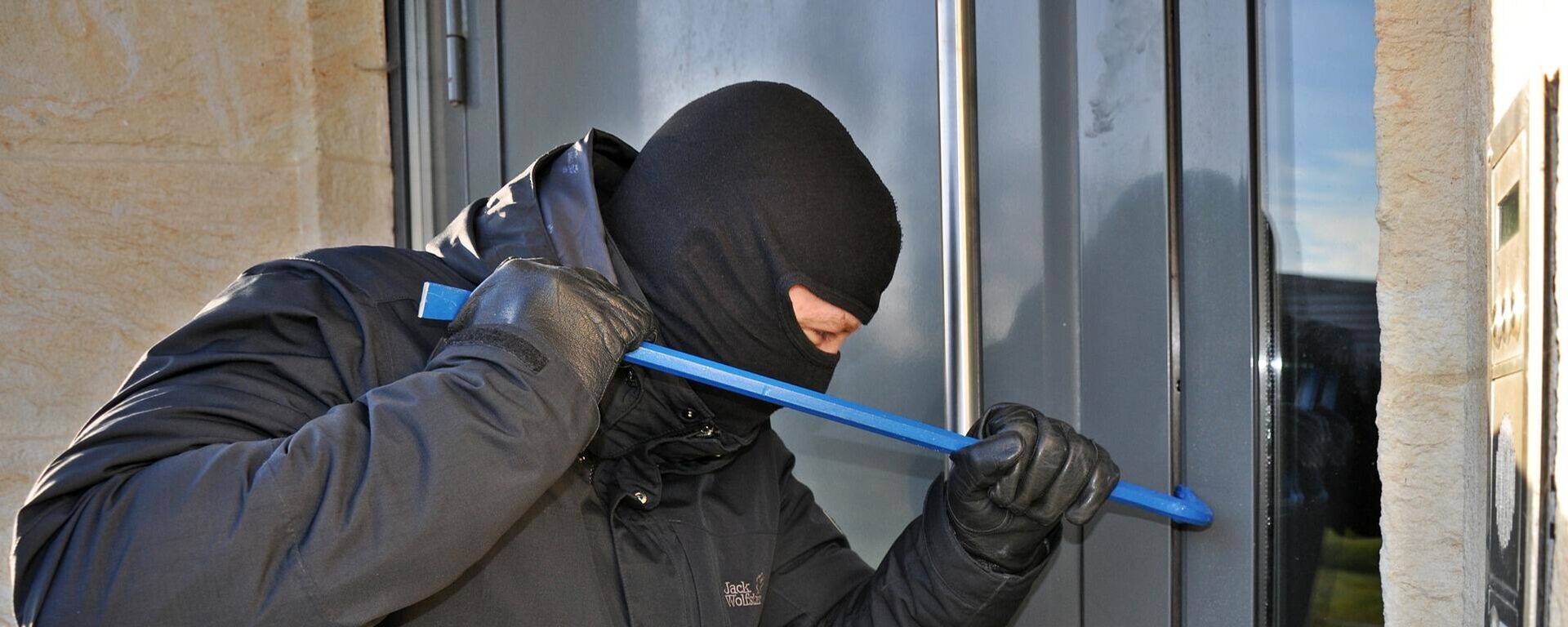 Imagen referencial de un ladrón - Sputnik Mundo, 1920, 06.10.2021