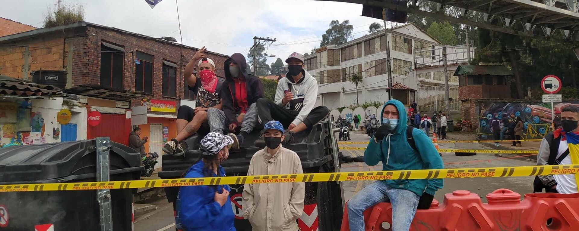 Bloqueo en Chapinero, localidad de Bogotá - Sputnik Mundo, 1920, 03.05.2021