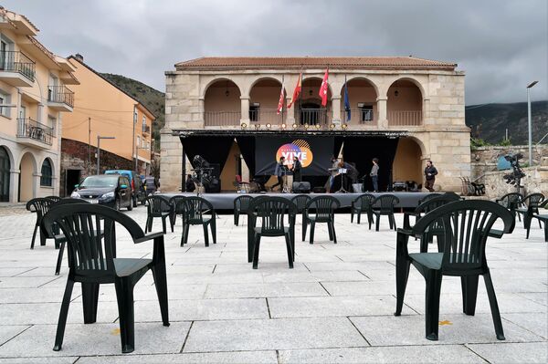 Ayuntamiento de Bustarviejo, un pueblo del norte de Madrid - Sputnik Mundo