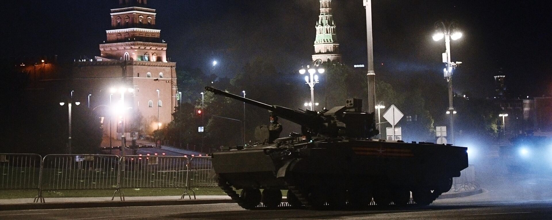 El ensayo nocturno del Desfile de la Victoria, Moscú, el 17 de junio del 2020 - Sputnik Mundo, 1920, 29.04.2021