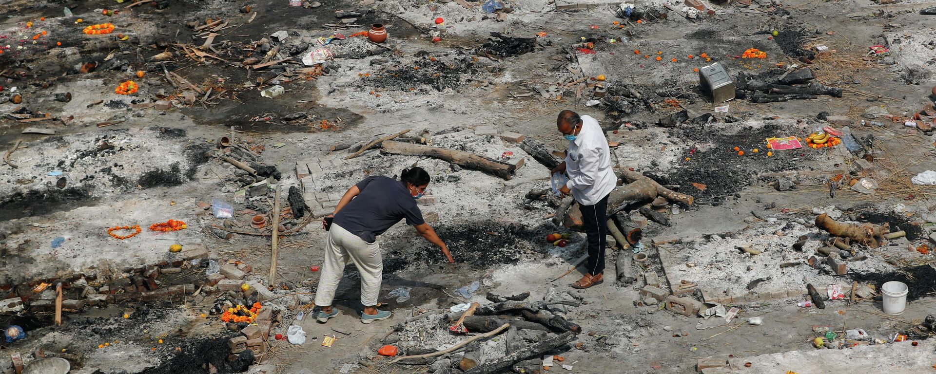 Crematorios improvisados en las calles de la India - Sputnik Mundo, 1920, 01.05.2021