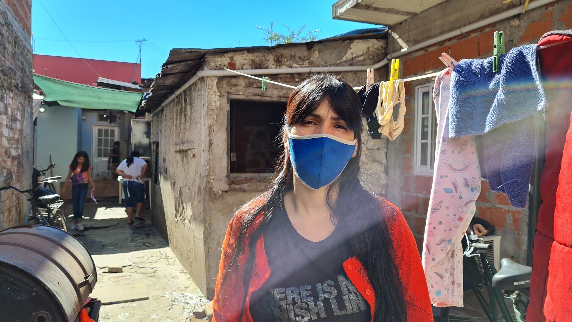 Viviana Echeverría, vecina de la villa 21-24, teme mandar a su hija a la escuela - Sputnik Mundo, 1920, 30.04.2021