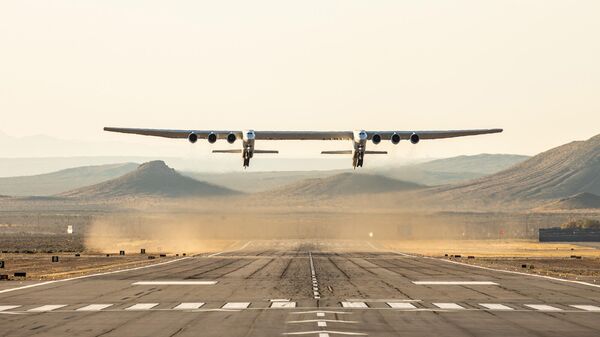 El avión de Stratolaunch - Sputnik Mundo