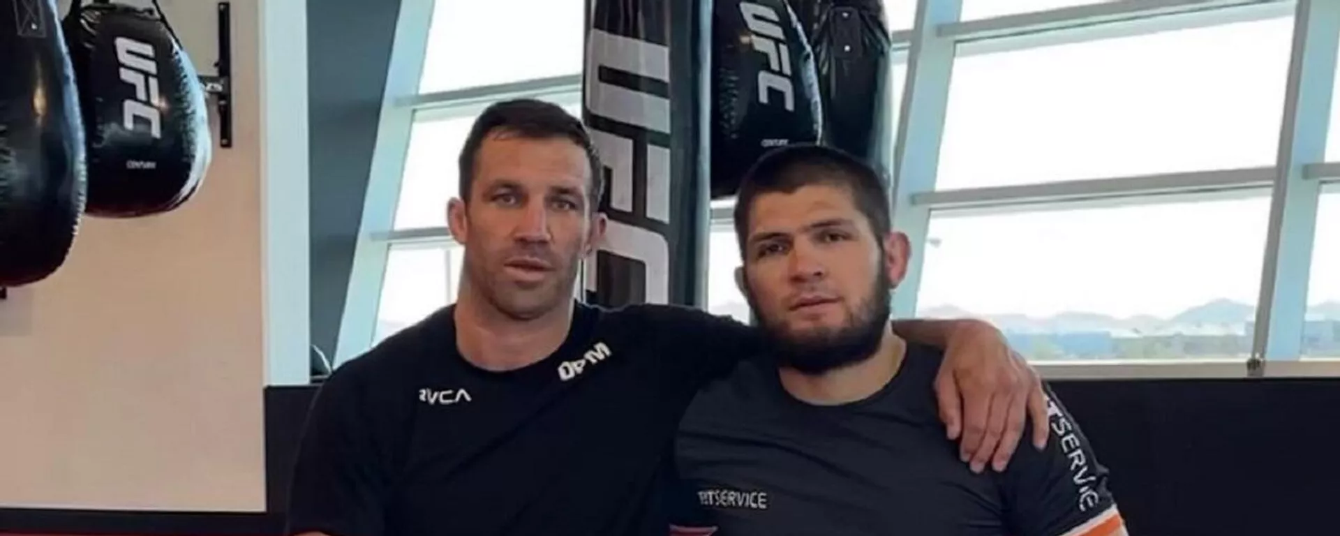 El excampeón de la UFC Luke Rockhold junto a Khabib Nurmagomédov El excampeón de la UFC Luke Rockhold junto a Khabib Nurmagomédov - Sputnik Mundo, 1920, 03.05.2021