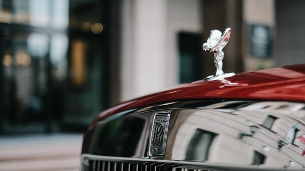 Un Rolls-Royce Cullinan (foto referencial) - Sputnik Mundo
