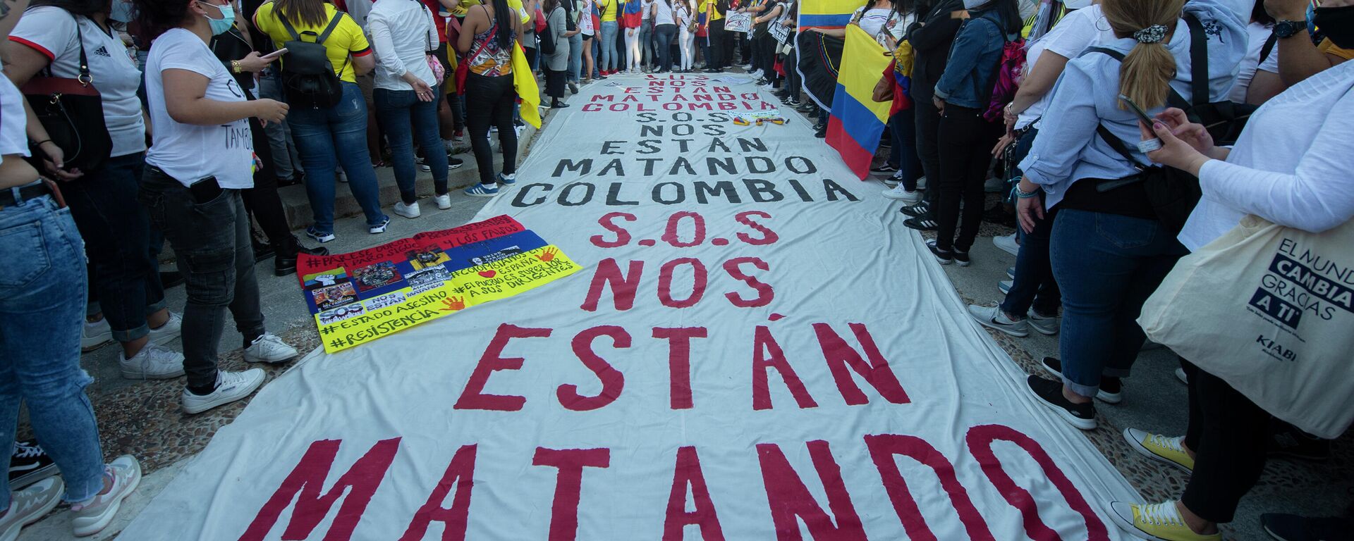 Manifestación en Madrid a favor de los manifestantes en Colombia - Sputnik Mundo, 1920, 07.05.2021