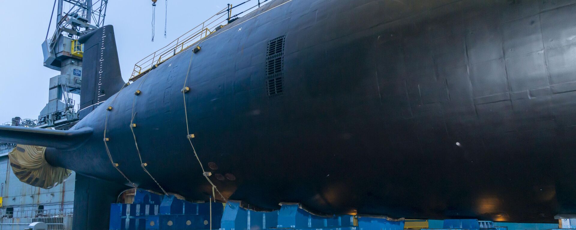 Un submarino de misiles de propulsión nuclear ruso, del proyecto Yasen-M - Sputnik Mundo, 1920, 08.05.2021