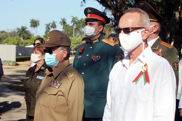 General Ramón Pardo Guerra, en homenaje por el Día de la Victoria sobre el fascismo - Sputnik Mundo