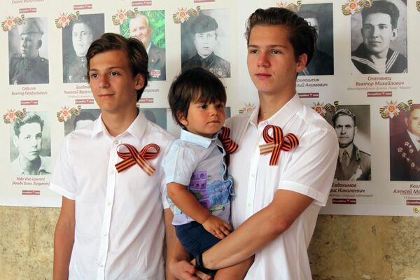 Rusos en Cuba recuerdan al Regimiento Inmortal en La Habana - Sputnik Mundo