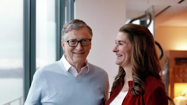 Bill y Melinda Gates - Sputnik Mundo