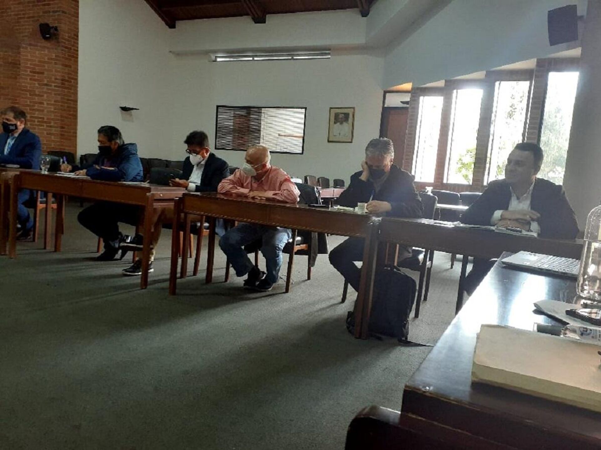 Representantes del Comité Nacional del Paro colombiano y los mediadores de la Iglesia y ONU se reúnen en Bogotá y analizan los pasos a seguir en las protestas que este martes cumplen 21 días - Sputnik Mundo, 1920, 18.05.2021