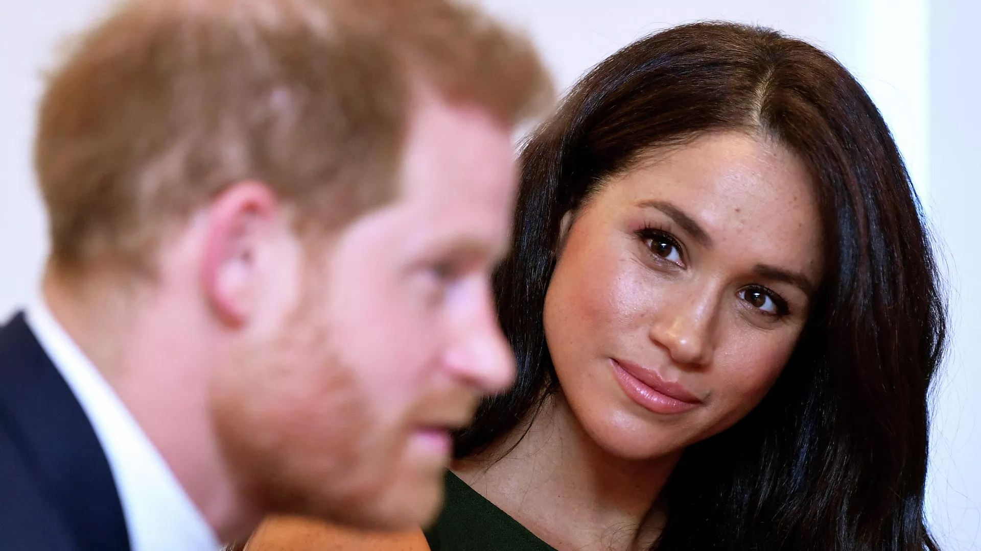 El príncipe Harry junto a Meghan Markle