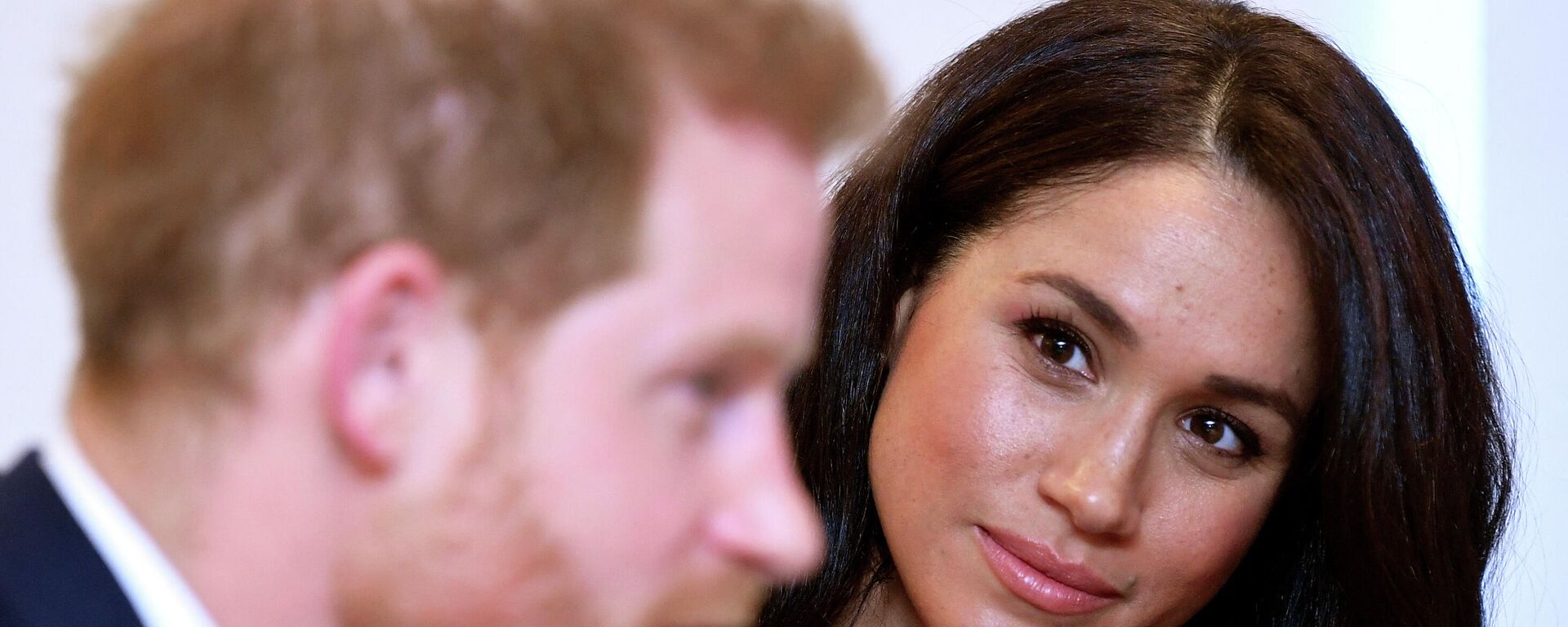 El príncipe Harry junto a Meghan Markle - Sputnik Mundo, 1920, 21.05.2021