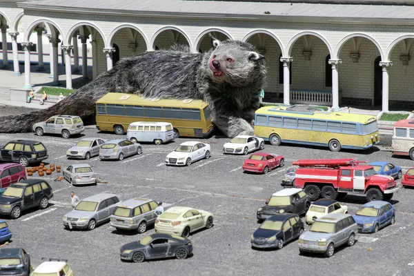 Los turistas que se encuentren en Crimea y deseen visitar el curioso parque de miniaturas tendrán que desembolsar 700 rublos —cerca de 10 dólares— por las entradas. Los turistas que se encuentren en Crimea y deseen visitar el curioso parque de miniaturas tendrán que desembolsar 700 rublos —cerca de 10 dólares— por las entradas. - Sputnik Mundo