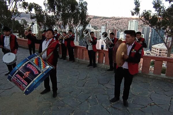 Despedida al periodista boliviano Boris Miranda, fallecido en EEUU - Sputnik Mundo