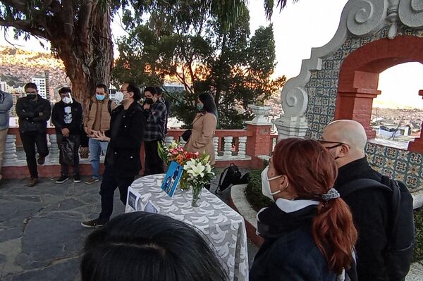 Despedida al periodista boliviano Boris Miranda, fallecido en EEUU - Sputnik Mundo