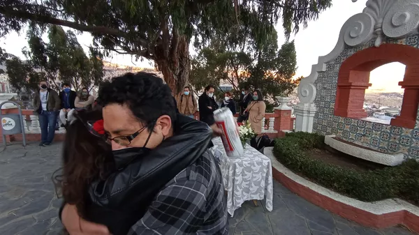 Despedida al periodista boliviano Boris Miranda, fallecido en EEUU - Sputnik Mundo