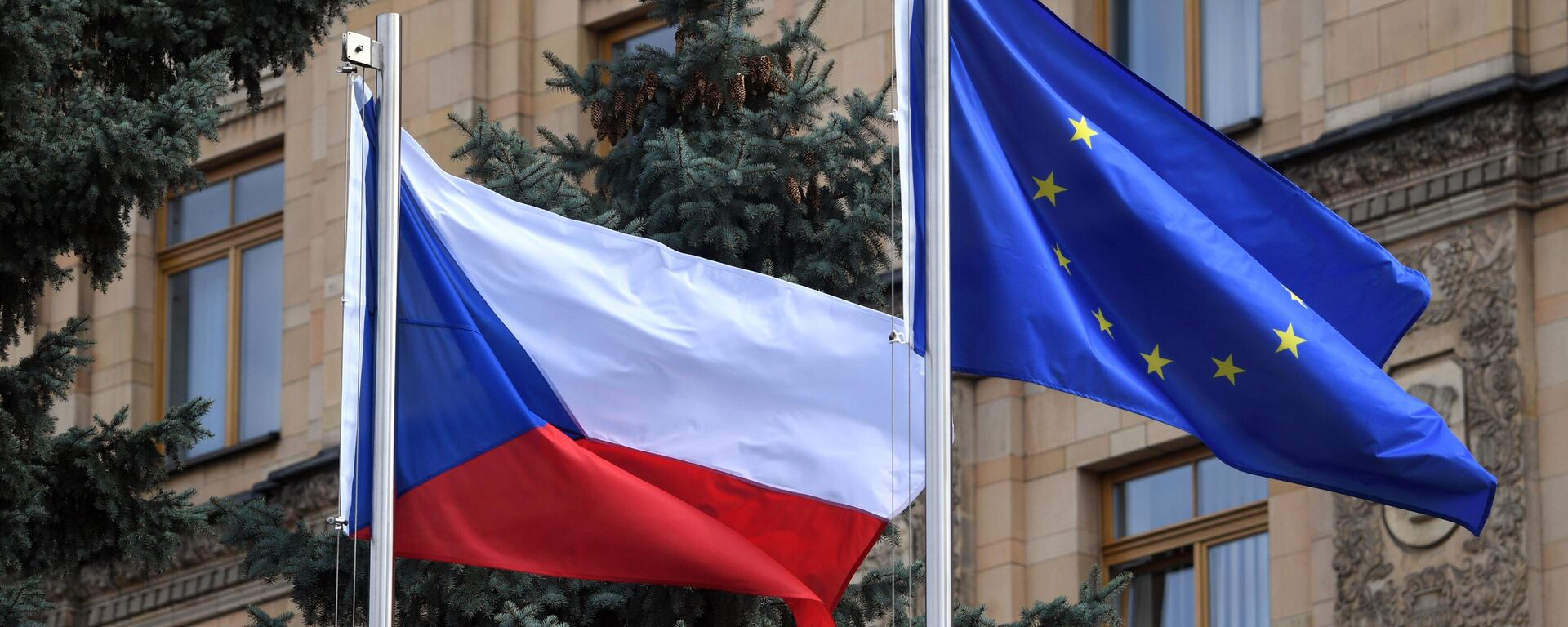 Banderas de la República Checa en Moscú - Sputnik Mundo, 1920, 18.05.2023