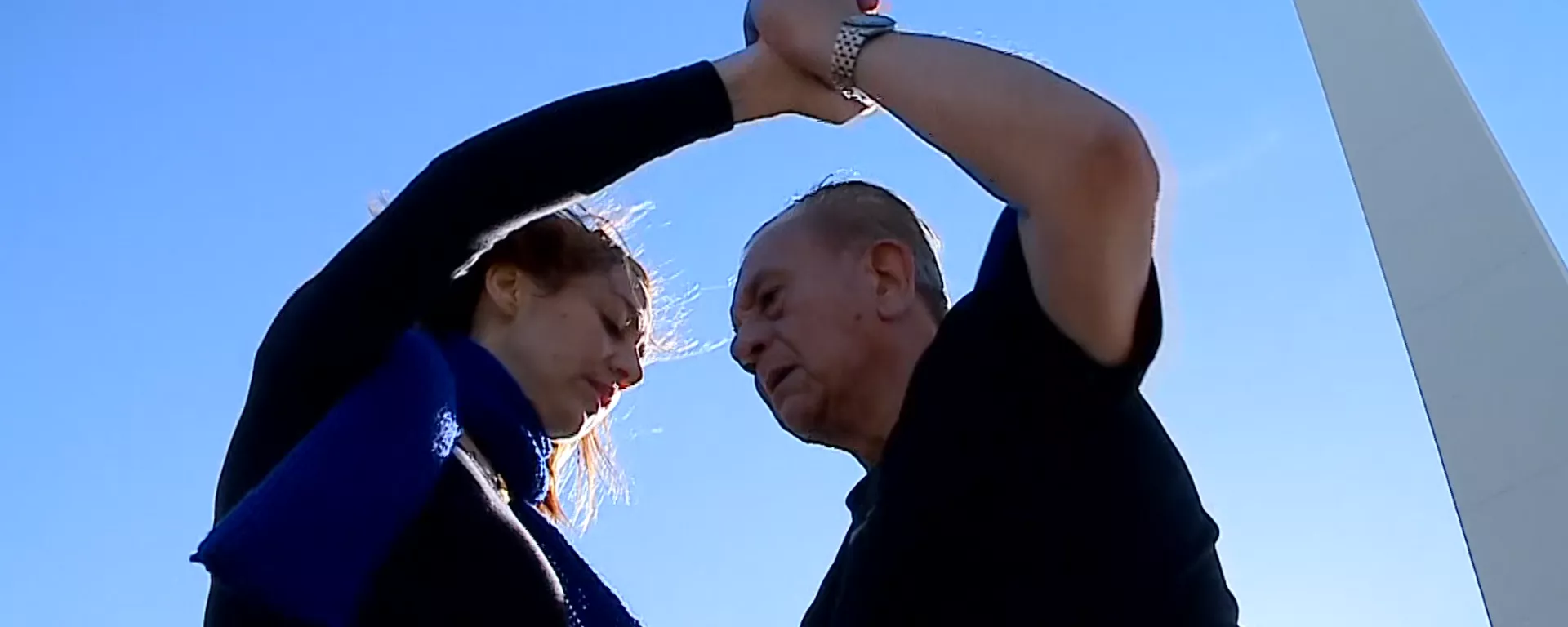 Al ritmo del tango, decenas de parejas mostraron sus mejores ganchos y cuartas frente al Obelisco de la Ciudad de Buenos Aires, el 29 de mayo del 2021 Al ritmo del tango, decenas de parejas mostraron sus mejores ganchos y cuartas frente al Obelisco de la Ciudad de Buenos Aires, el 29 de mayo del 2021 - Sputnik Mundo, 1920, 31.05.2021