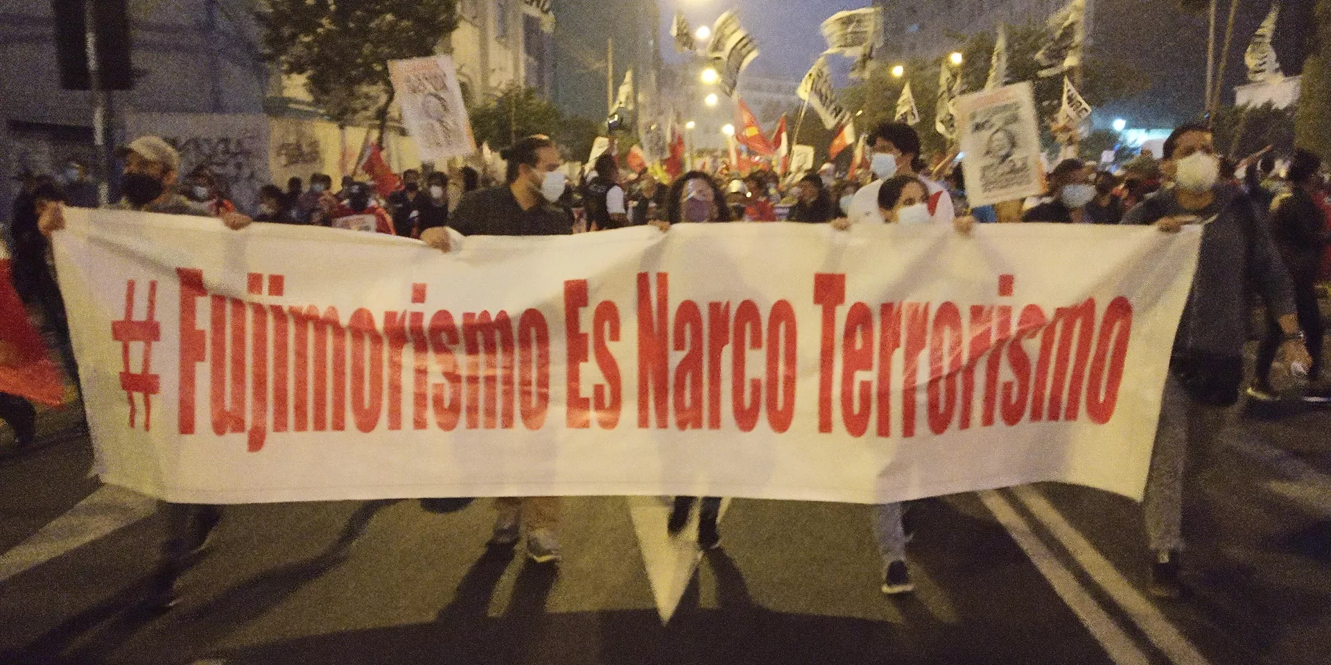 Carteles contra el fujimorismo en Lima Carteles contra el fujimorismo en Lima - Sputnik Mundo, 1920, 03.06.2021