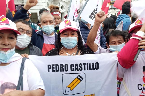 Simpatizantes de Pedro Castillo - Sputnik Mundo
