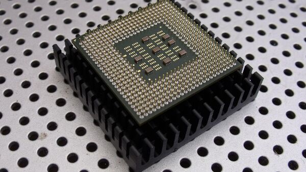 Microchip (imagen referencial) - Sputnik Mundo