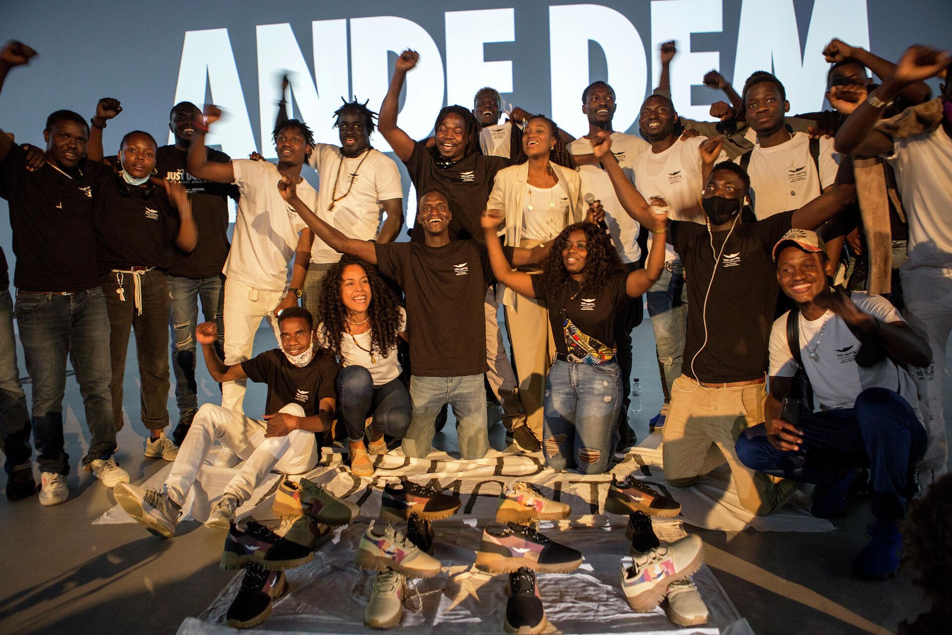 Presentación de colección de calzado de Top Manta en Barcelona, España - Sputnik Mundo, 1920, 11.06.2021