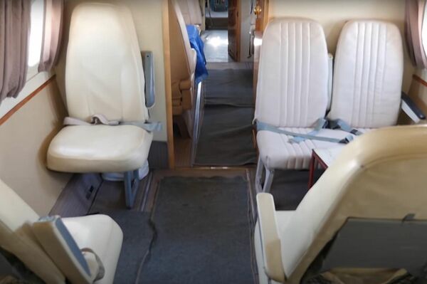 Cabina del Yak-40 de Yakovlev - Sputnik Mundo