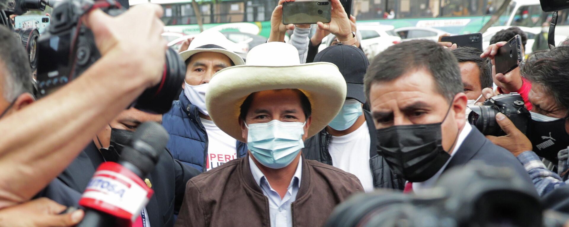 Pedro Castillo, candidato con más posibilidades de ser el presidente de Perú Pedro Castillo, candidato con más posibilidades de ser el presidente de Perú - Sputnik Mundo, 1920, 15.06.2021